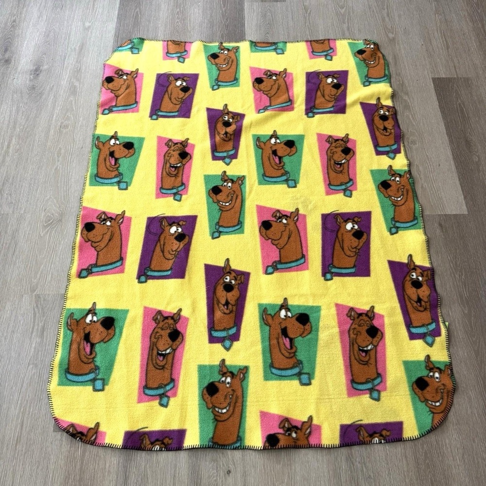 Vintage Scooby Doo Cartoon Network Hanna Barbera Fleece Throw Blanket 45 X 60